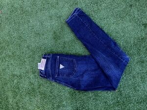 Guess 1981 Skinny Jeans, 24